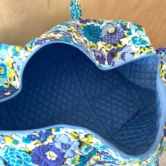 Vera Bradley Large Duffel Bag in Blueberry Blooms - Picture 6 of 7